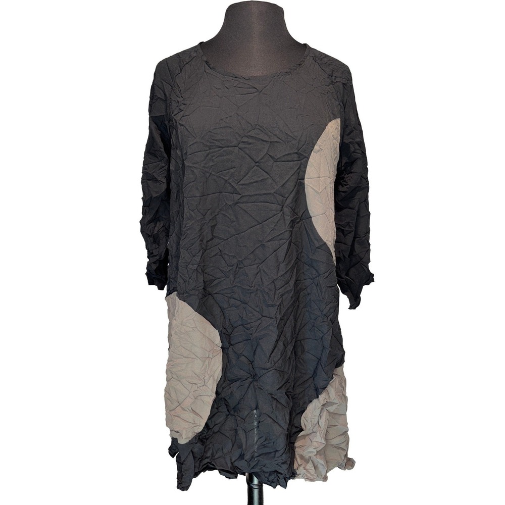 Comfy USA Womens Crinkle Shift Dress S Black Taupe Big Circle Dot 3/4 Sleeve NWT